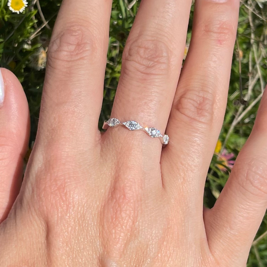 Dainty Diamond Ring